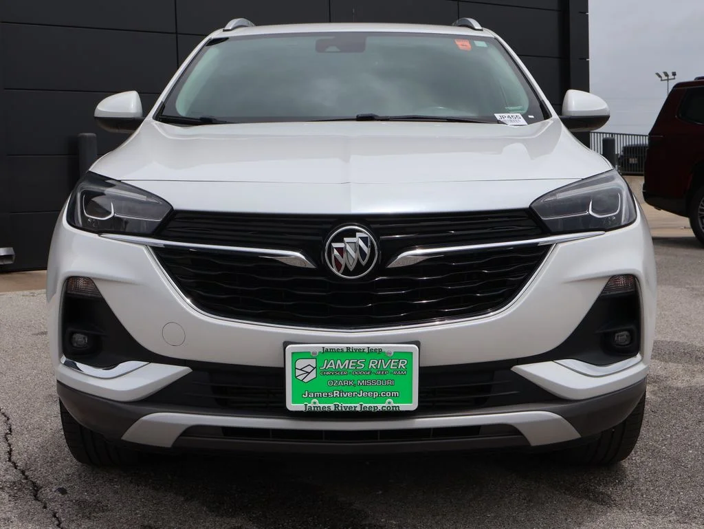 Used 2023 White Buick Essence image 7