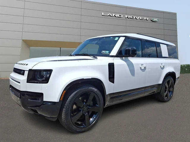 2026 Land Rover Defender 130 P400 X-Dynamic SE
