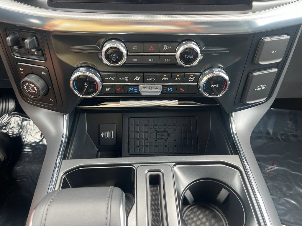 New 2026 Star White Metallic Tri-Coat Ford Lariat® image 35