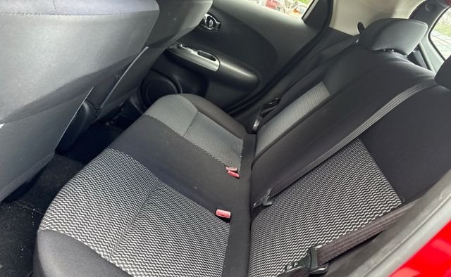 2017 Nissan Juke S - Photo 12