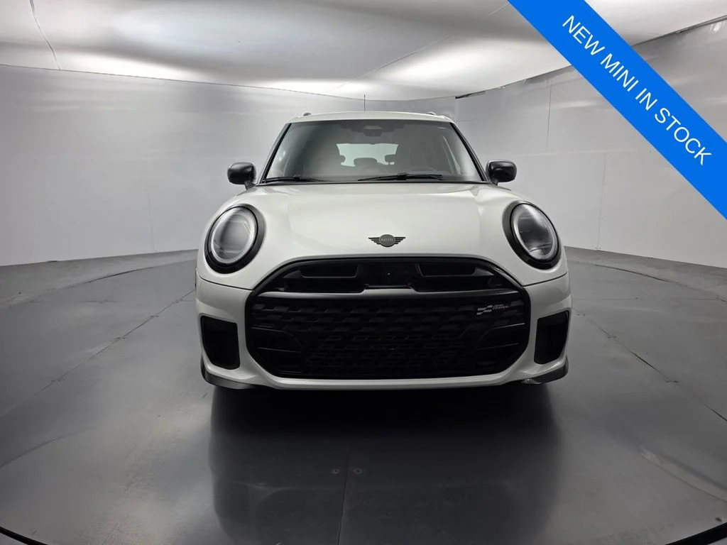 New 2026 White MINI Iconic image 2