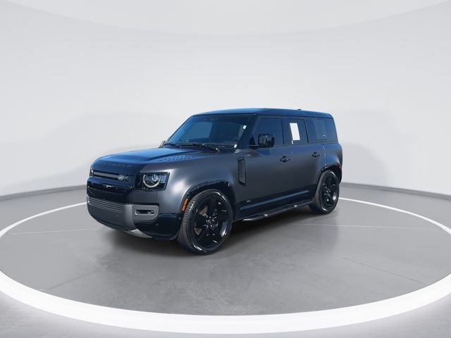 Used 2023 Gray Land Rover V8 image 4
