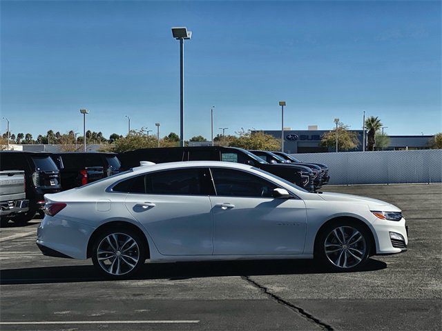 2024 Chevrolet Malibu Premier 2LT photo 4