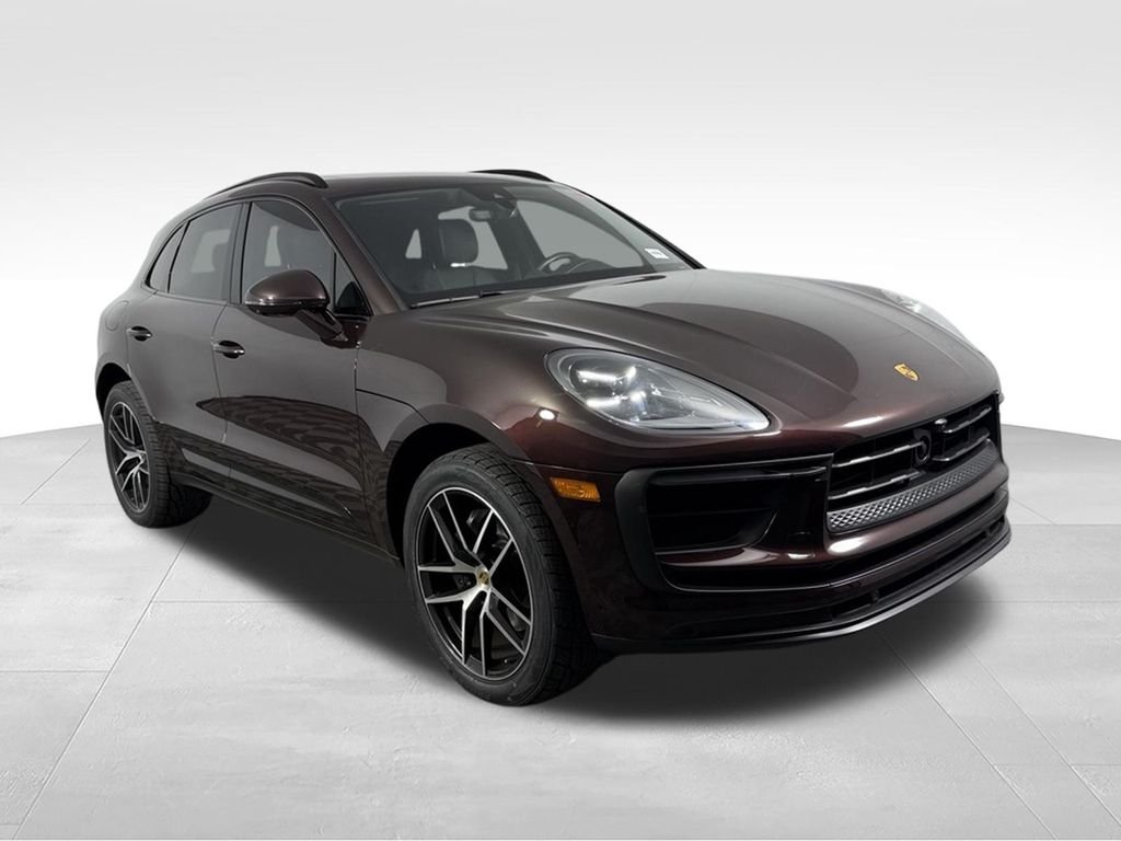 Used 2023 Paint to Sample Porsche  image 4
