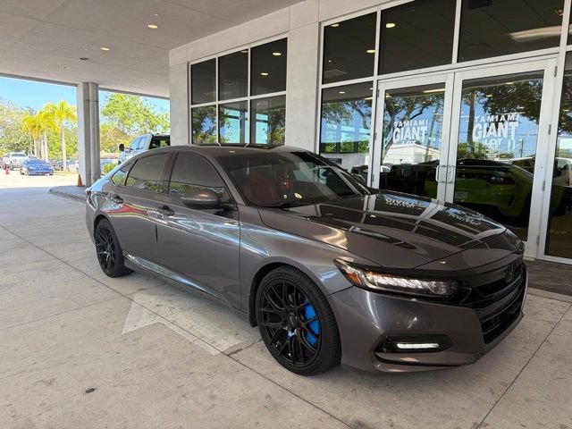 Used 2020  Honda Sport image 1