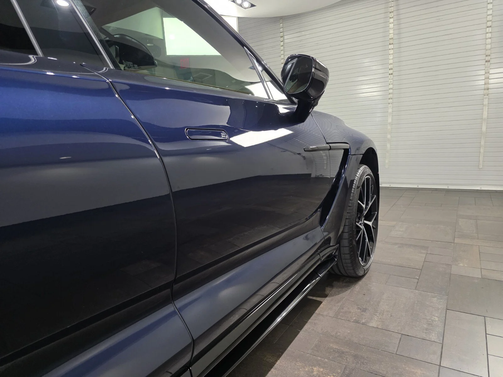 Used 2026 Midnight Blue Aston Martin 707 image 9