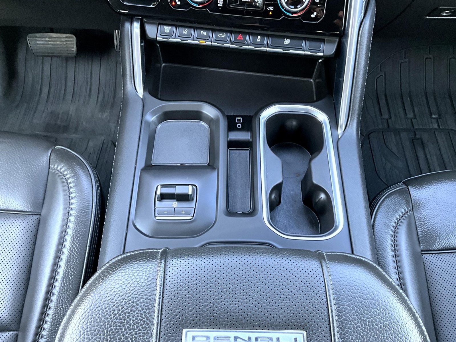 Used 2026 Black GMC Denali image 16