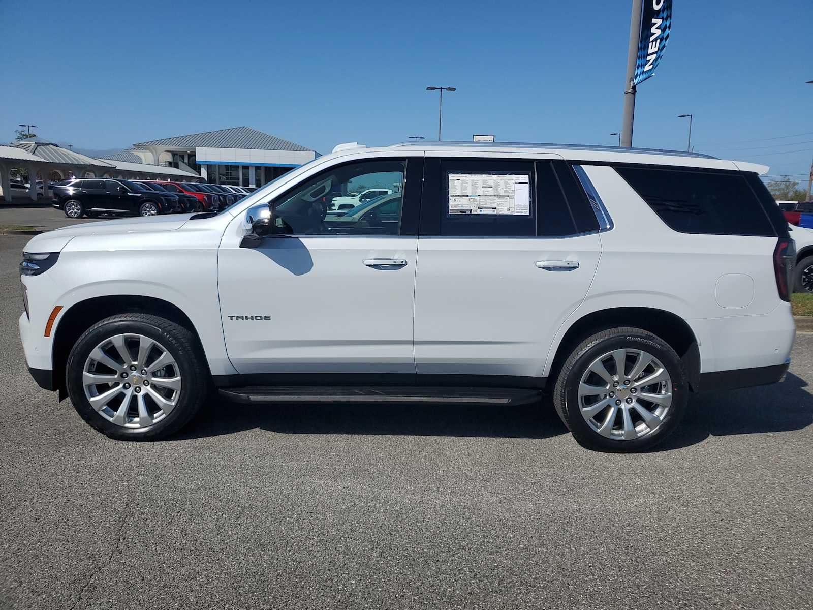 New 2026 Polar White Tricoat Chevrolet Premier image 2