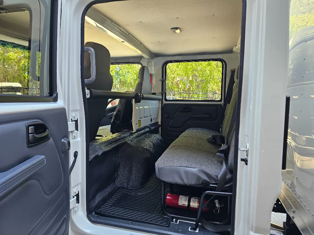 New 2026 WHITE Isuzu  image 28