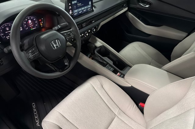 New 2026 Radiant Red Metallic Honda SE image 8
