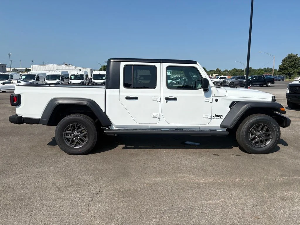 New 2026 Bright White Clear-Coat Exterior Paint Jeep Sport S image 9
