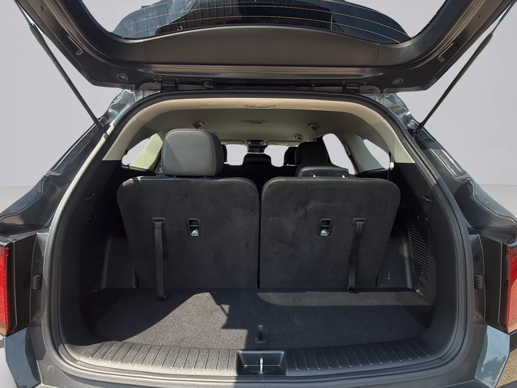 Used 2023 Gravity Gray Kia X-Line S image 30
