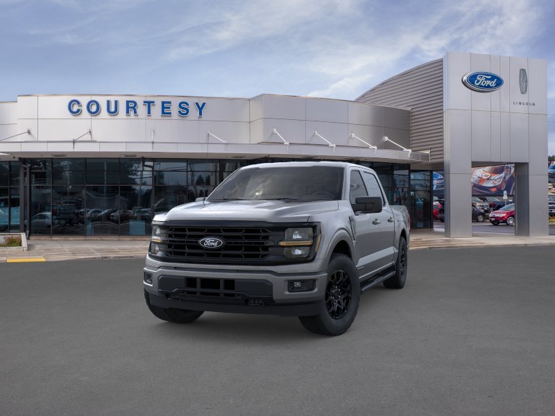 New 2026 Carbonized Gray Metallic Ford XLT image 2