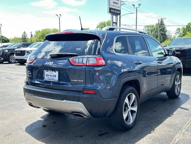 Used 2020 Blue Jeep Limited 4x4 image 19