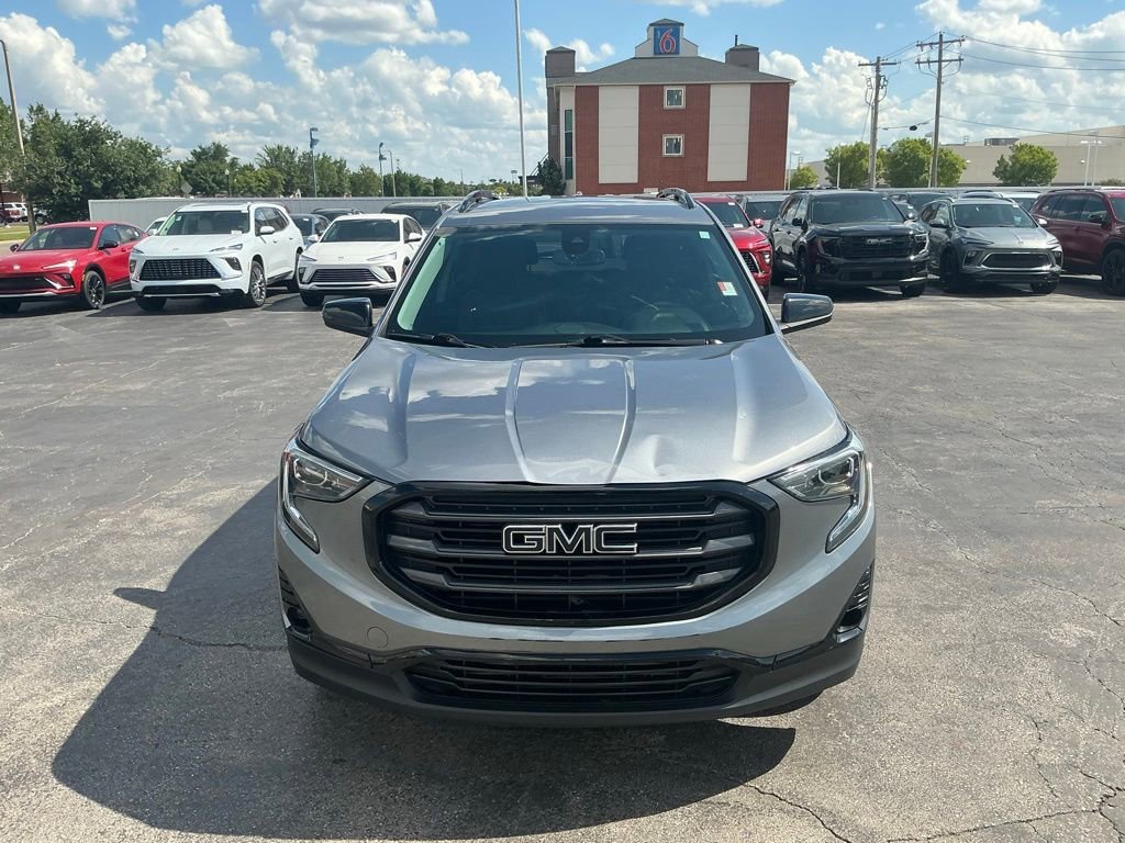Used 2019 SATIN STEEL METALLIC GMC SLT image 2