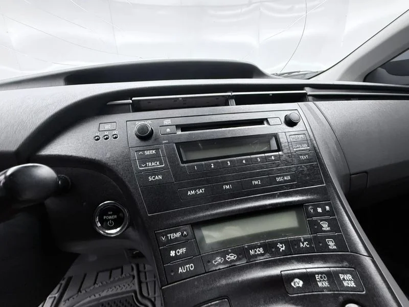 Used 2011 Silver Toyota Two Hatchback 4D image 19