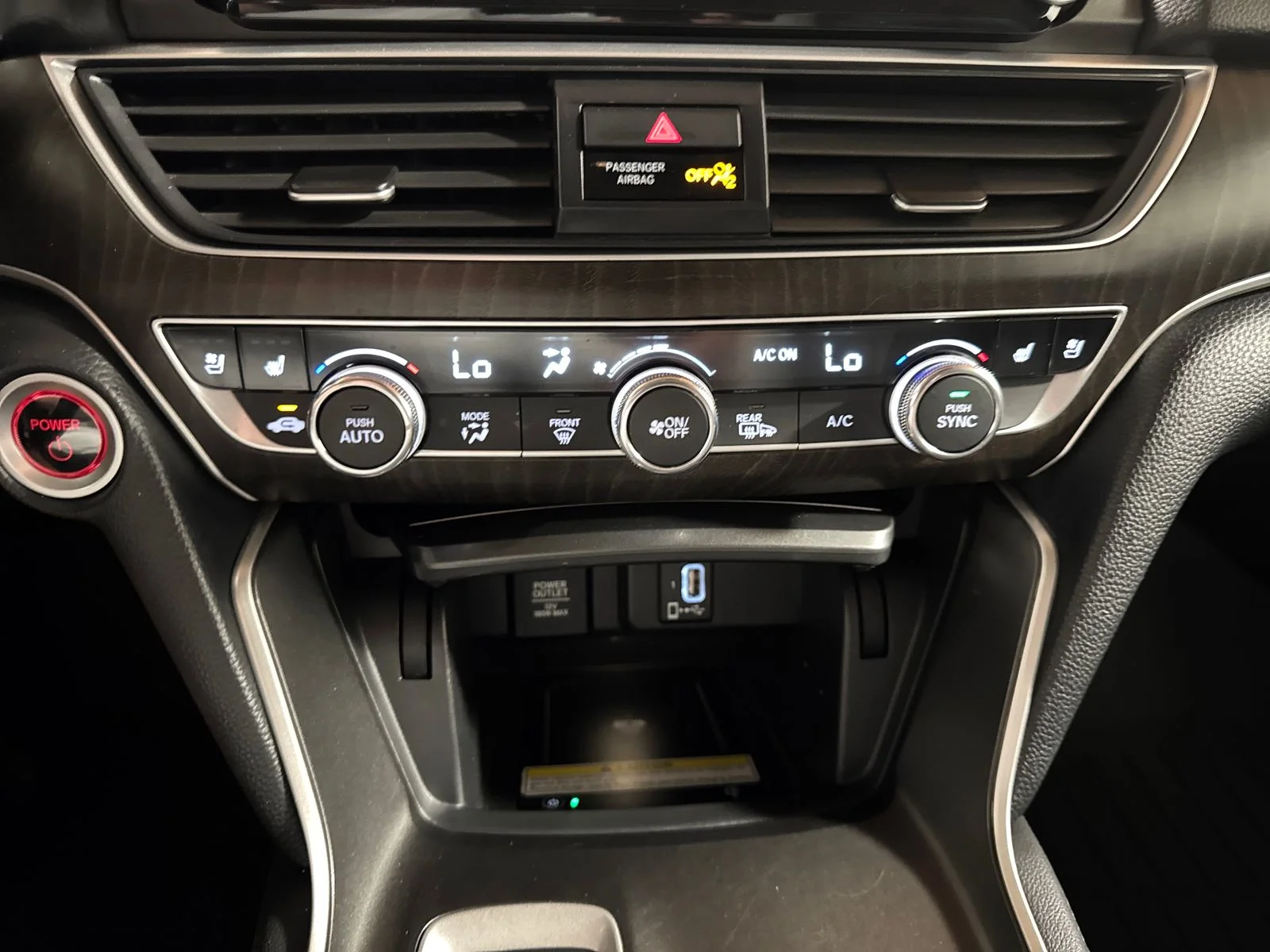 2020 Honda Accord Hybrid Touring - Photo 18