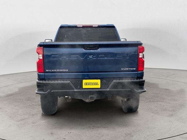 Used 2022 Blue Chevrolet Custom image 4