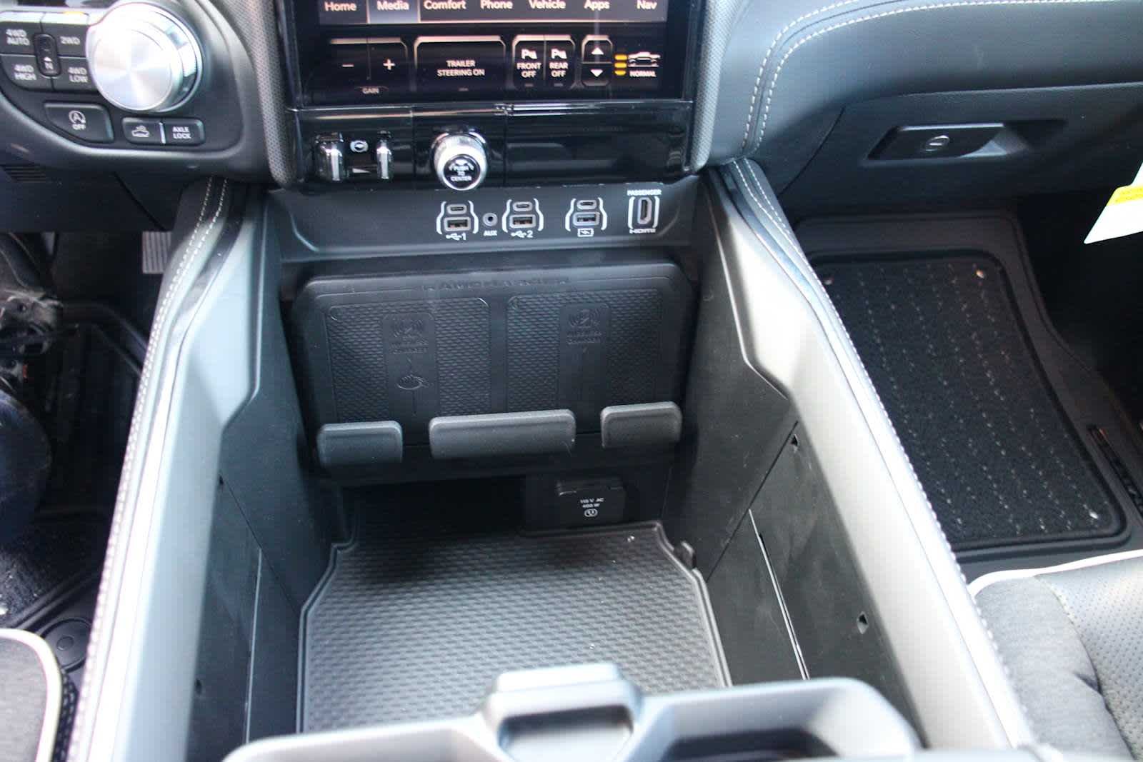 2025 RAM 1500 Limited - Photo 36