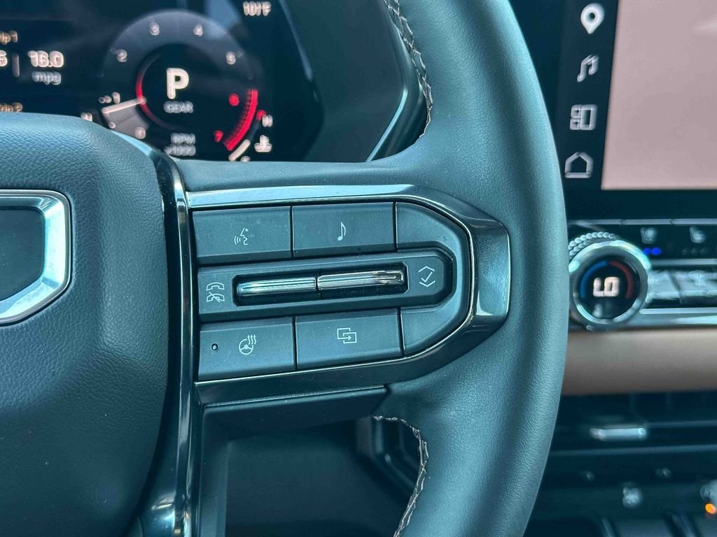 Used 2025 Black GMC AT4 image 27