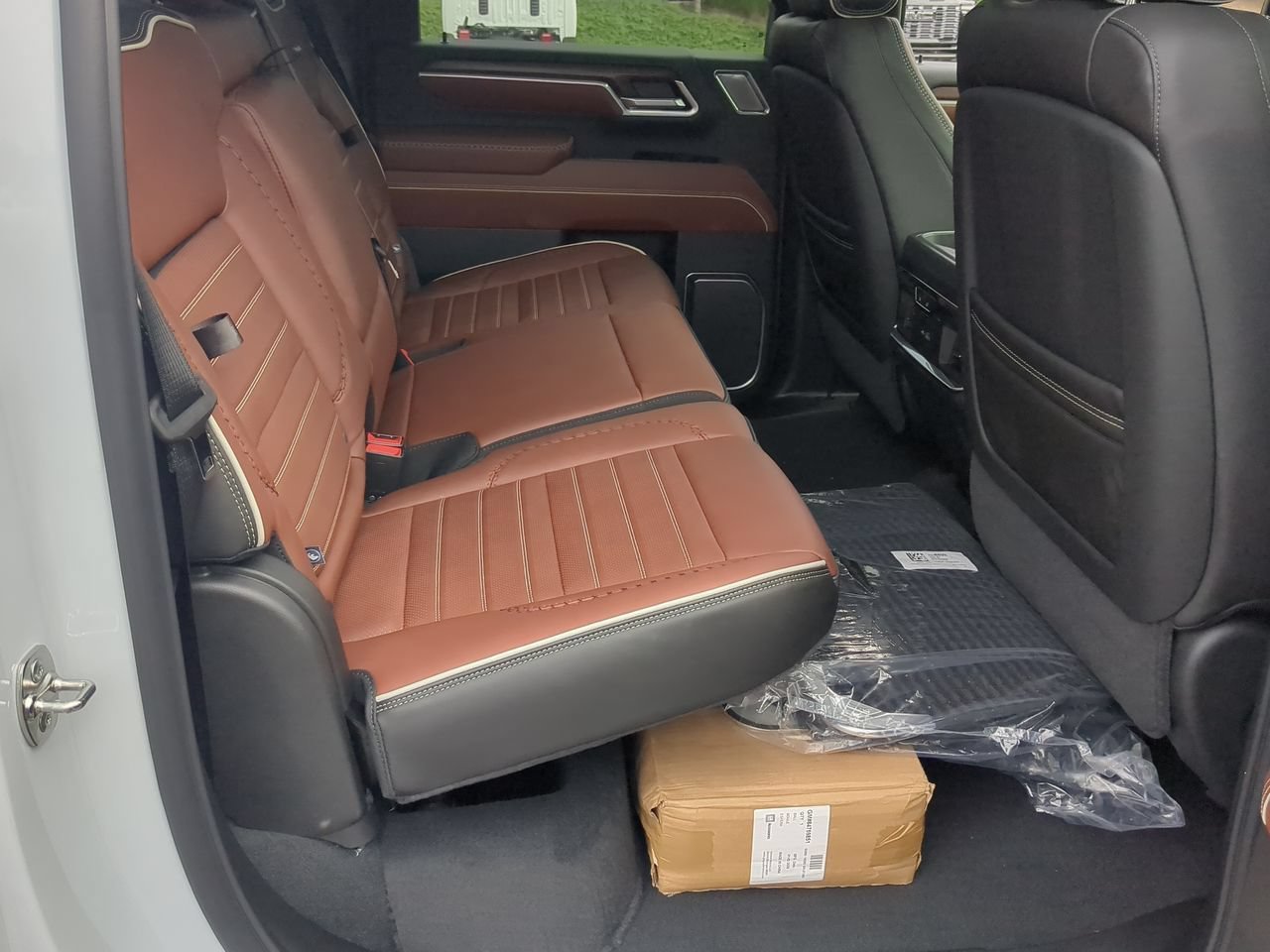 2026 GMC Sierra 2500HD Denali Ultimate - Photo 28