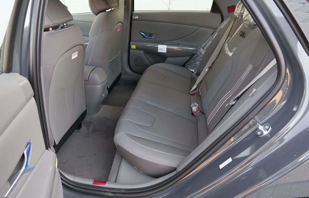 New 2026 Ecotronic Gray Hyundai SEL Sport Premium image 40