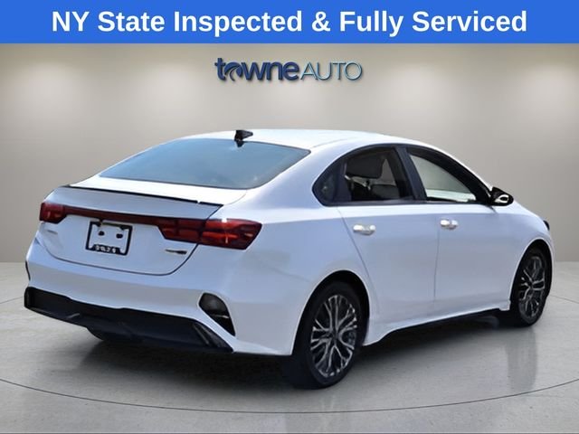 Used 2024 White Kia GT-Line image 5
