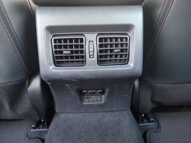 Used 2025  Toyota SE image 13