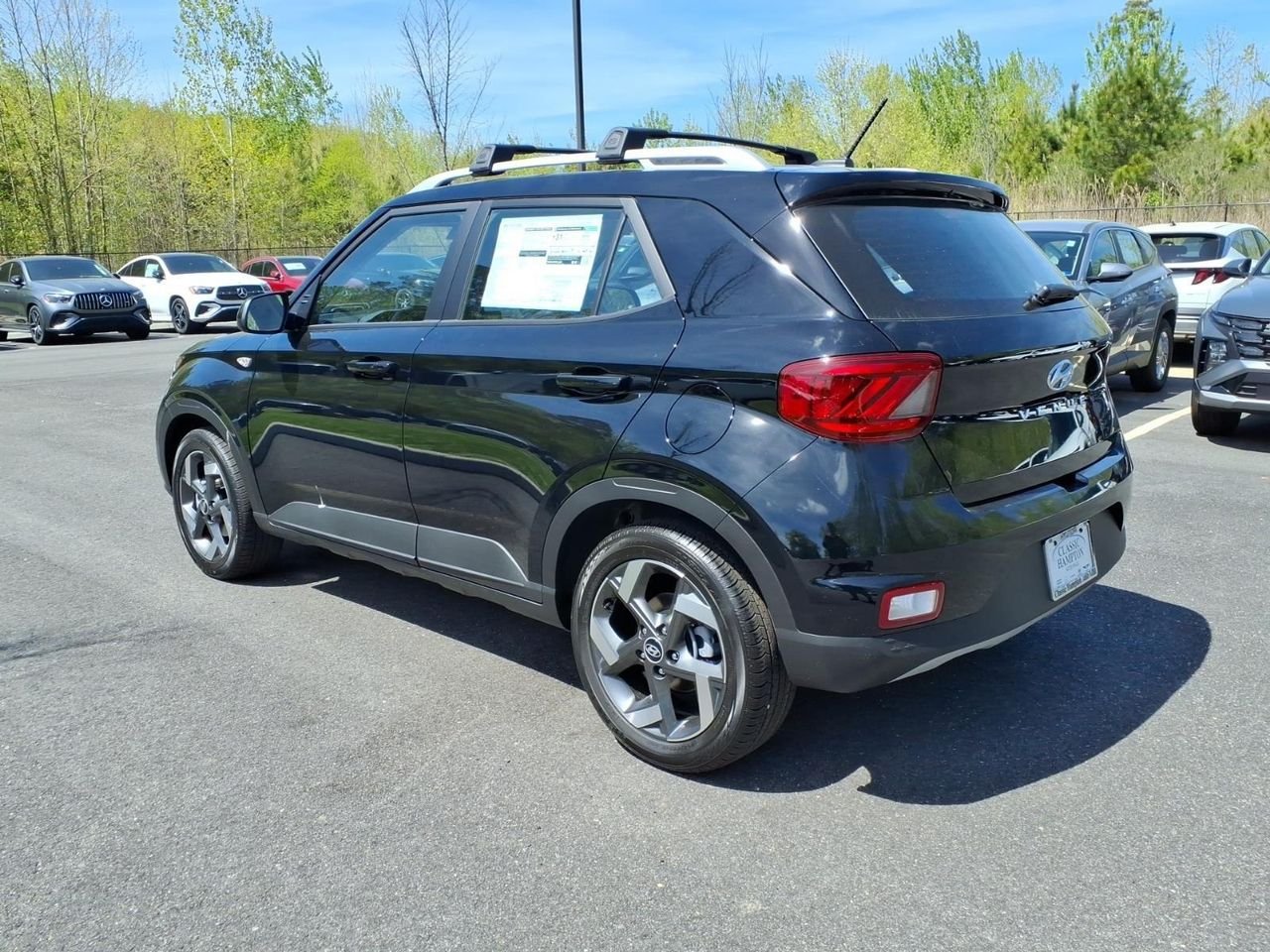 New 2026 Onyx Black Hyundai SEL image 8