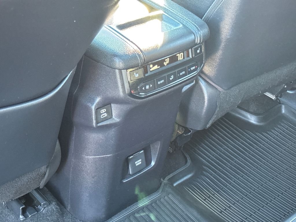 2024 Toyota Grand Highlander Limited - Photo 39