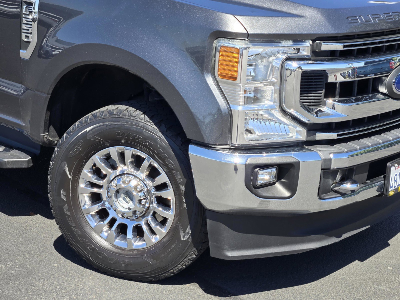 Used 2020 Gray Ford  image 9