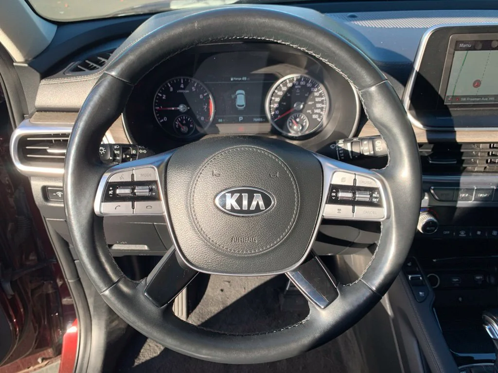 Used 2020 Purple Kia SX image 13