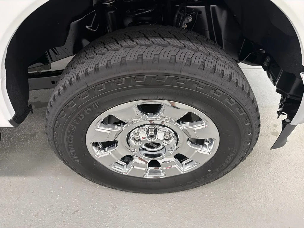 New 2026 Star White Metallic Tri-Coat Ford F-350® Lariat® image 5