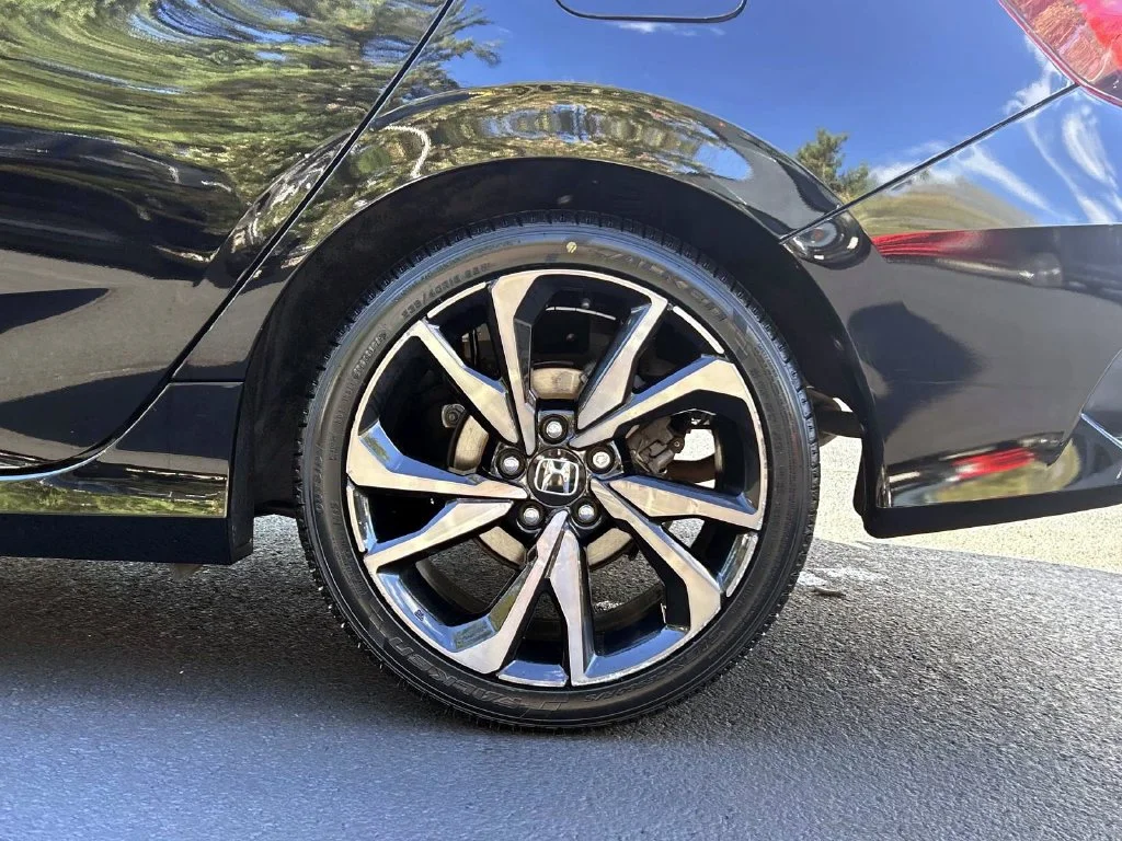Used 2020 Crystal Black Pearl Honda Sport image 9