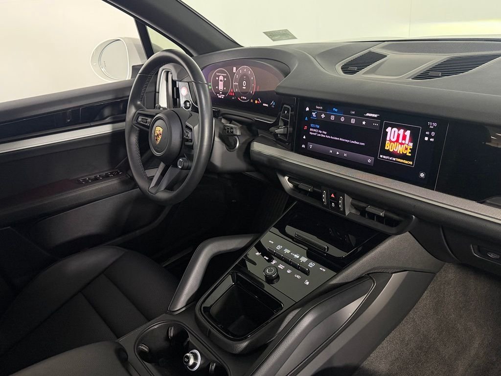 2024 Porsche Cayenne Base - Photo 32
