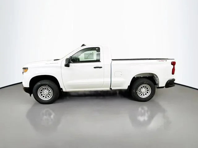 New 2026 Summit White Chevrolet WT image 4