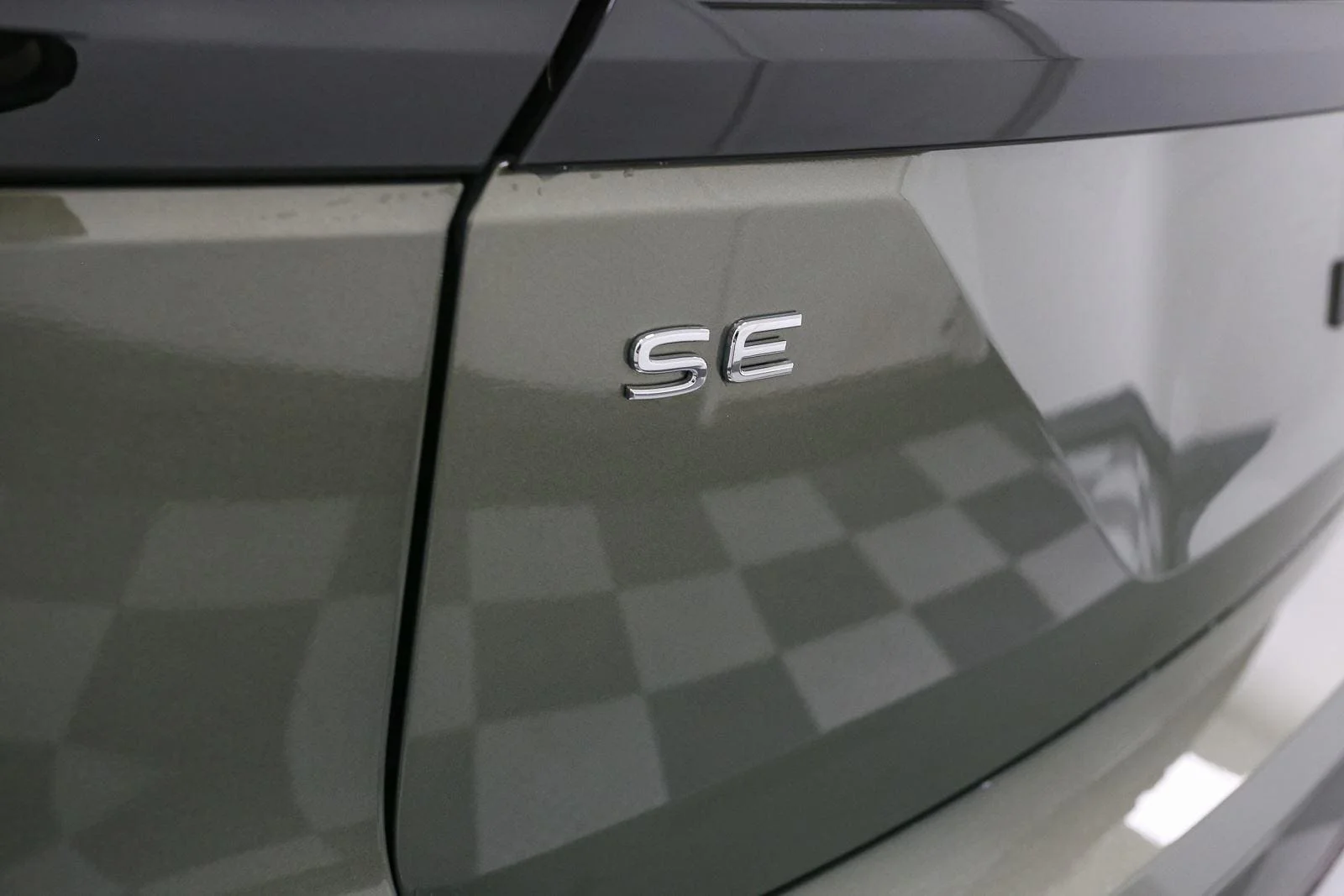 New 2026 Avocado Green Pearl Volkswagen 2.0T Peak Edition image 11