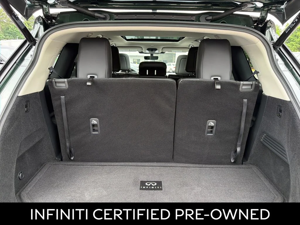 Certified Used 2026 Deep Emerald INFINITI LUXE image 33