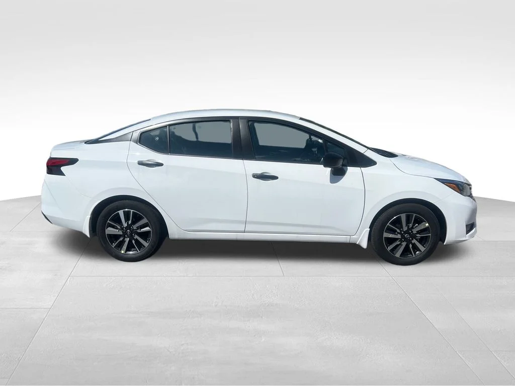 2025 Nissan Versa Sedan S - Photo 7