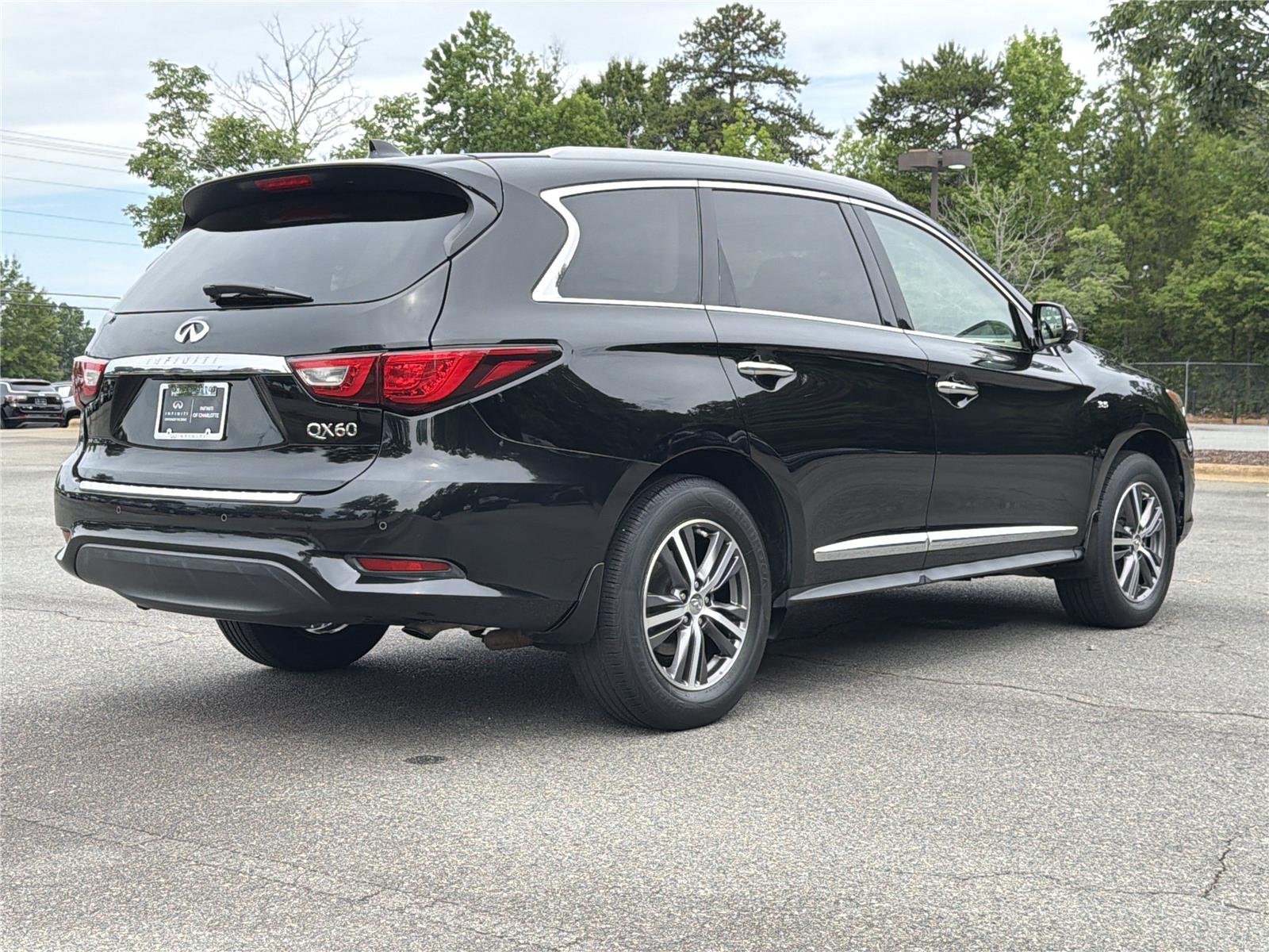 Used 2018 Black Obsidian INFINITI  image 25
