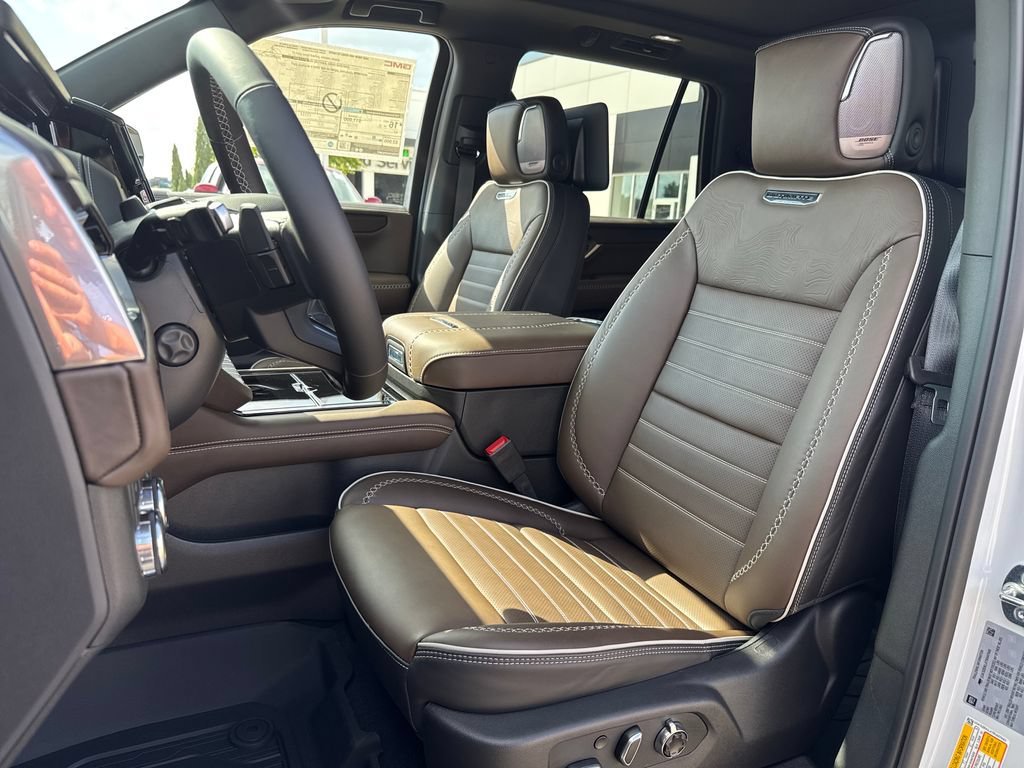 2026 GMC Yukon Denali Ultimate - Photo 19