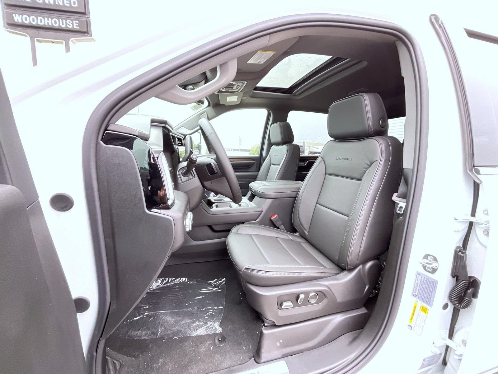 2026 GMC Sierra 2500HD Denali - Photo 10