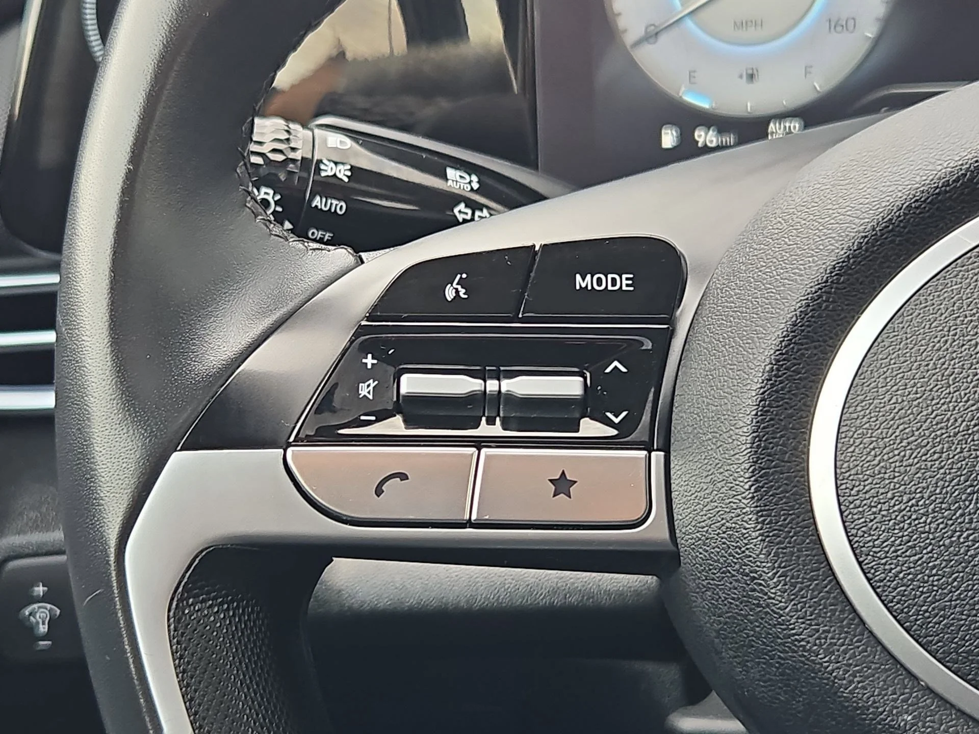 Used 2025 Ecotronic Gray Hyundai Limited image 18