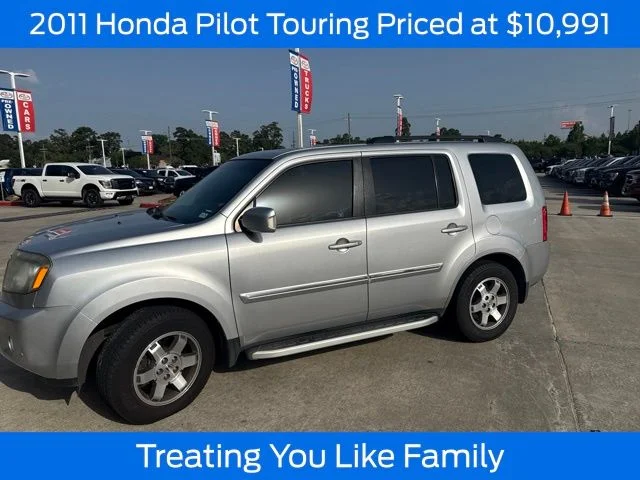 2011 Honda Pilot Touring w/ NAVI and RES's photo