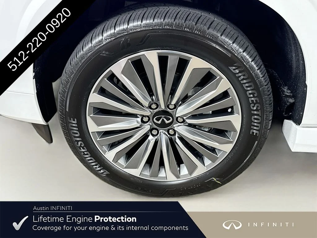 New 2027 White INFINITI LUXE image 44
