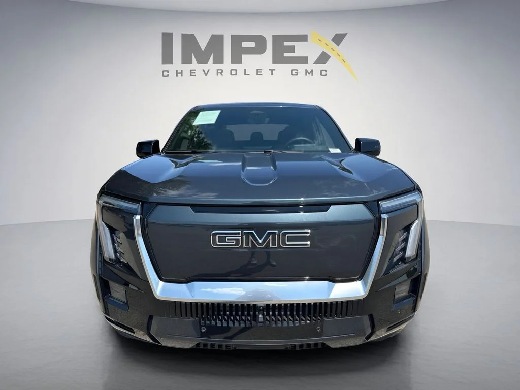 Used 2025 Blue GMC Denali image 9