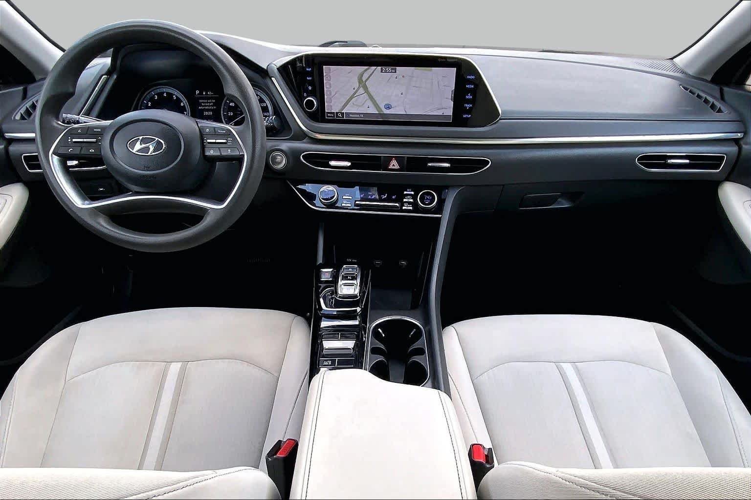 Used 2023 Hampton Gray Hyundai SEL image 16