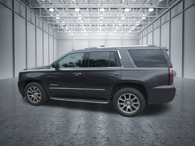 Used 2017 Silver GMC Denali image 3