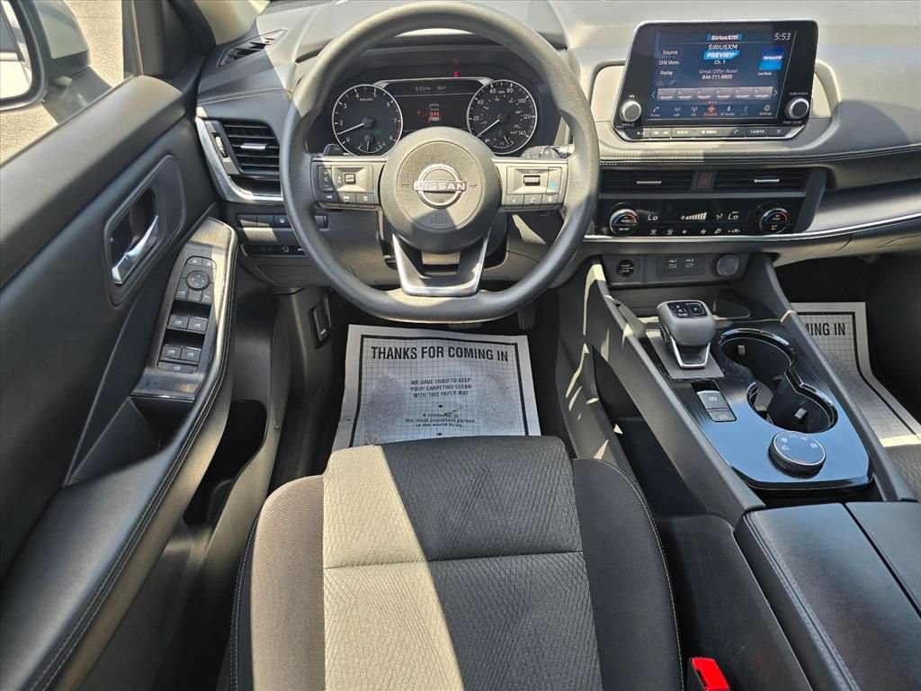 Used 2024 Silver Nissan SV image 3