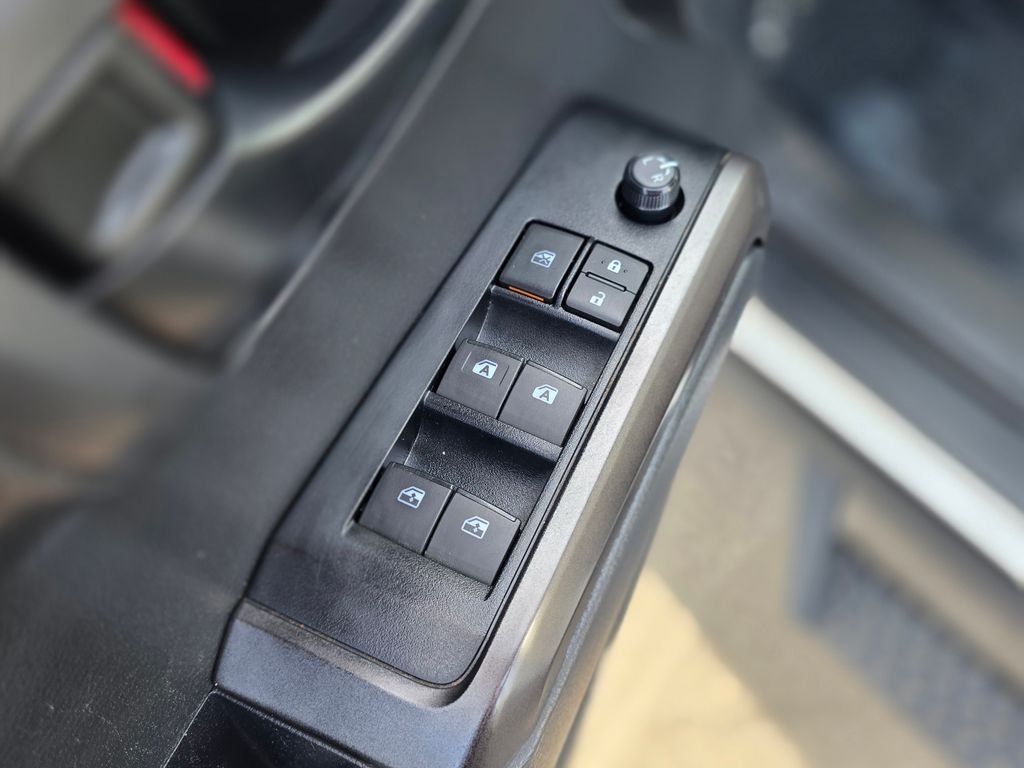 2023 Toyota Tacoma SR5 - Photo 21